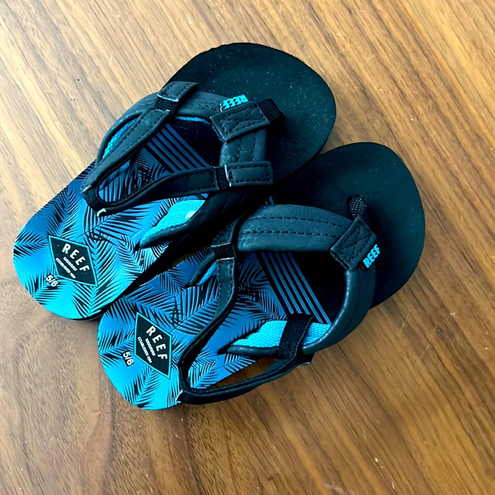 Reef Sandals Toddler Size 5/6